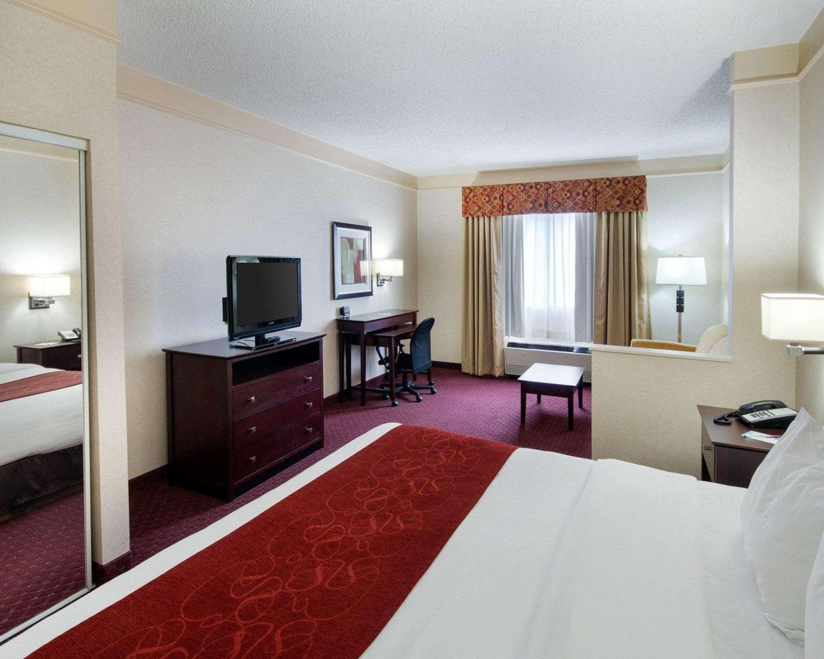 Comfort Suites Parkersburg South Mineral Wells Eksteriør bilde