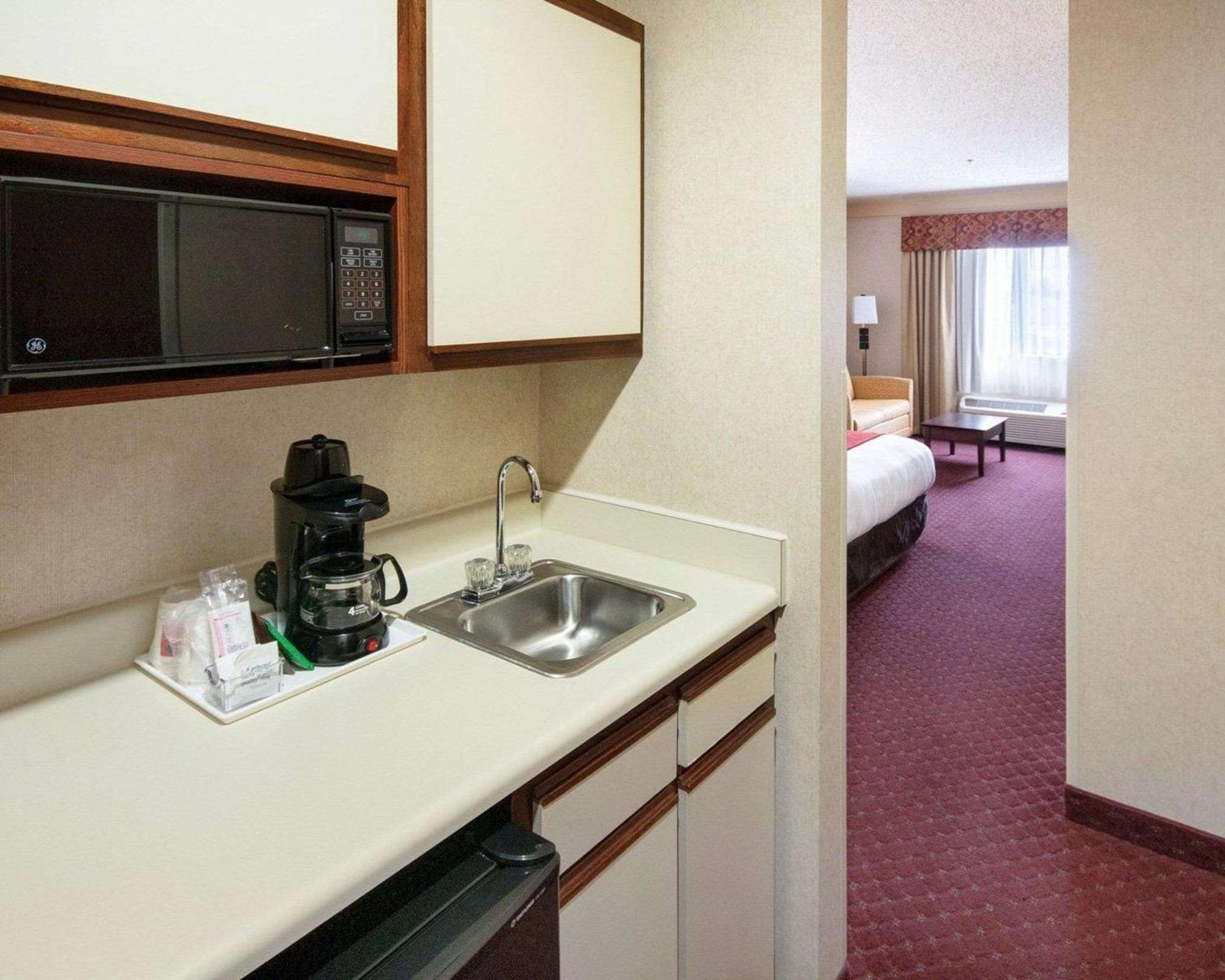 Comfort Suites Parkersburg South Mineral Wells Eksteriør bilde